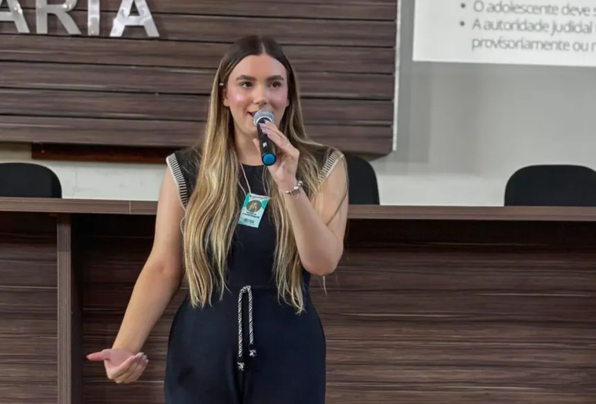 filha-de-delegado-usa-instagram-para-descomplicar-o-direito-e-ajudar-concurseiros-em-rio-verde