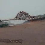 rampas-para-cadeirantes-terminam-em-mato-e-bueiro-em-ceres;-moradores-denunciam-descaso