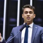 nikolas-chama-jair-renan-de-‘toupeira-cega’-e-amplia-atrito-com-familia-bolsonaro