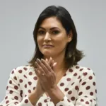 michelle-bolsonaro-provoca-enteado-carlos