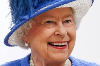 realeza-presta-homenagem-a-rainha-elizabeth-ii-no-que-seria-seu-centenario