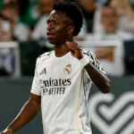 gol-de-atacante-nato!-vinicius-junior-marca-em-real-betis-x-real-madrid-pela-laliga