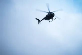 pm-usa-helicoptero-para-prender-suspeito-integrante-da-‘gangue-do-quebra-vidro’
