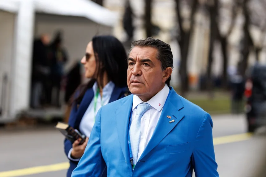 ministerio-reage-a-declaracoes-de-assessor-de-trump-sobre-brasileiras