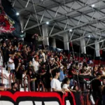 “tem-que-apoiar-e-remar-junto”:-adson-batista-e-eduardo-souza-criticam-a-torcida-mesmo-apos-vitoria-do-atletico