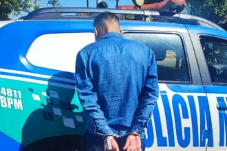 colombiano-e-preso-apos-abusar-de-jovem-em-banheiro-de-evento-automotivo,-em-aparecida