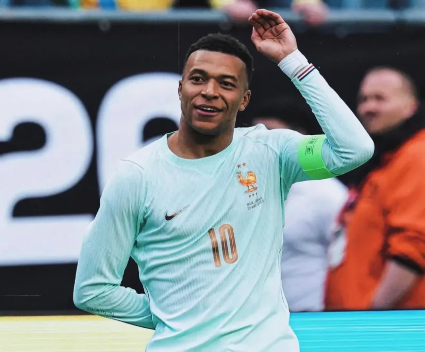 astro-da-franca,-mbappe-sofre-lesao-muscular-a-dois-meses-da-copa-do-mundo