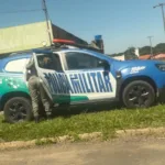 pm-e-investigada-apos-usar-viatura-para-buscar-filho-em-escola-de-aparecida;-video