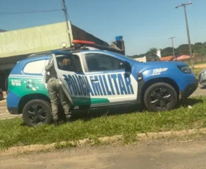 pm-e-investigada-apos-usar-viatura-para-buscar-filho-em-escola-de-aparecida;-video