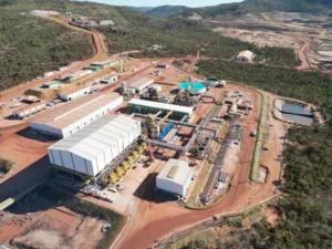 terras-raras:-serra-verde-rebate-governo-federal-e-garante-que-nao-exporta-minerio-bruto-de-minacu