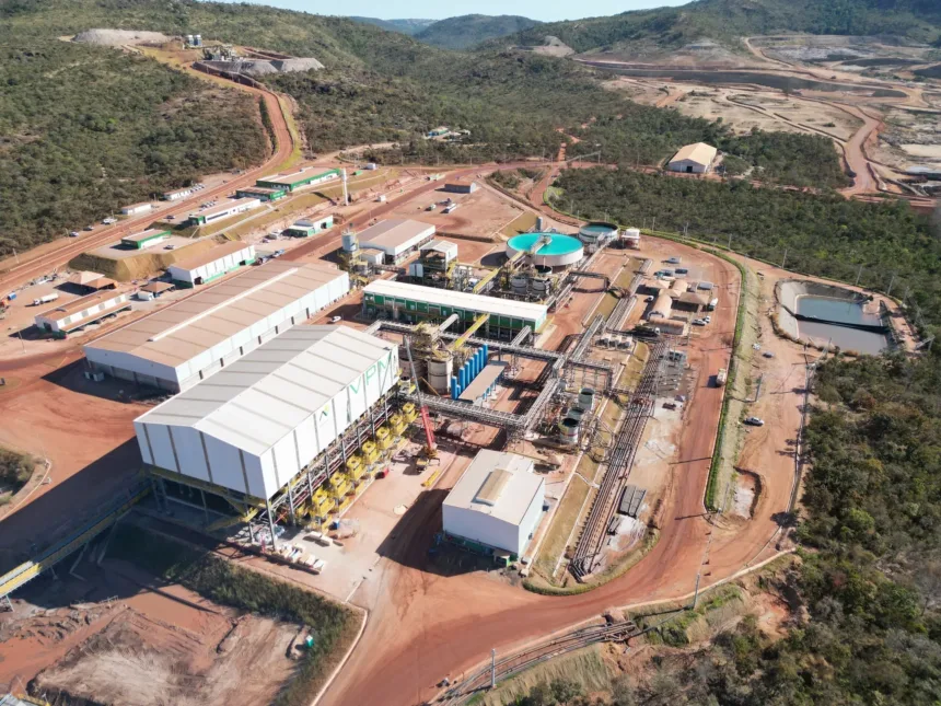 terras-raras:-serra-verde-rebate-governo-federal-e-garante-que-nao-exporta-minerio-bruto-de-minacu