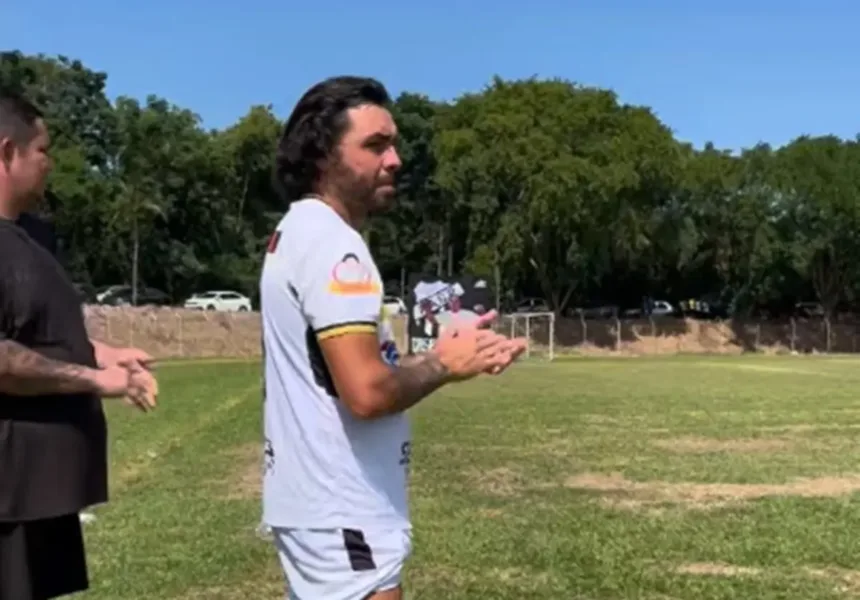 lembra-do-ricardo-goulart,-ex-goias?-olha-ele-jogando-campeonato-de-varzea