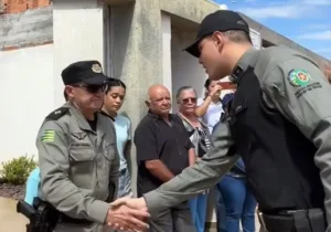 com-homenagem,-tenente-da-pm-passa-para-reserva-em-posse