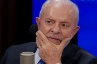 as-vesperas-da-campanha,-pesquisas-apontam-que-metade-dos-brasileiros-desaprova-lula