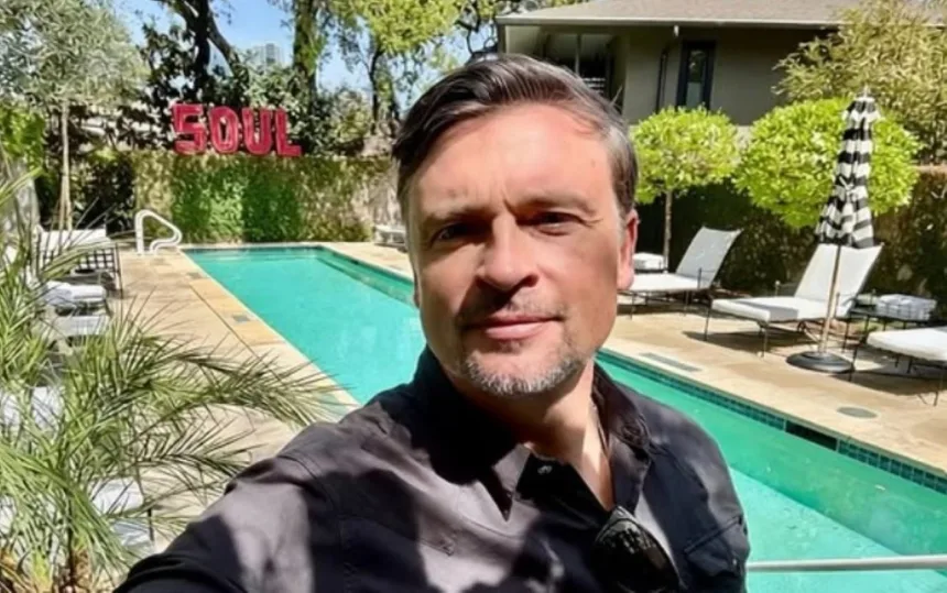 tom-welling,-ator-de-smallville-abandona-hollywood-e-constroi-nova-vida-no-interior-da-california