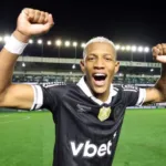 flamengo-busca-reforcos-pontuais-no-mercado-e-avalia-danilo-do-botafogo