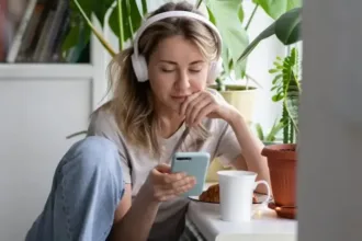 por-que-o-spotify-nao-tem-um-botao-para-filtrar-musica-feita-por-ia