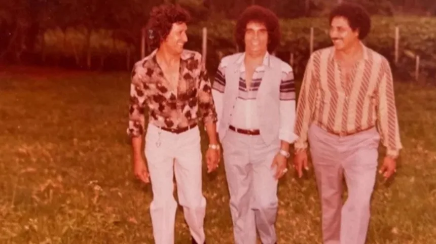 do-pressagio-a-separacao:-queda-de-aviao-mudou-historia-do-trio-parada-dura-nos-anos-1980