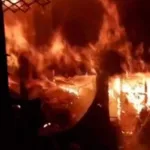 fogo-consome-sete-moradias-em-porto-alegre;-quatro-ficam-destruidas-na-zona-leste