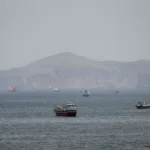 trump-considera-manter-bloqueio-naval-no-estreito-de-ormuz-por-‘varios-meses’,-diz-agencia-–-g1