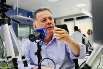 em-anapolis,-marconi-aponta-dificuldades-na-saude-em-goias-e-defende-prioridade-a-area