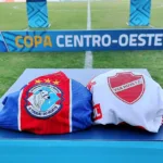 vila-nova-marca-nos-acrescimos,-vence-araguaina-fora-de-casa-e-avanca-de-fase-na-copa-centro-oeste