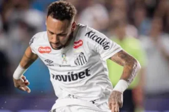 neymar-recebe-abracos-de-rivais-e-elogios-da-imprensa-argentina-apos-jogo-na-capital-portenha