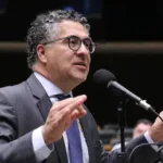 presidente-de-comissao-do-fim-da-6×1-ve-“vontade-politica”-para-avanco