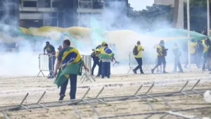 pt-avalia-ir-ao-stf-contra-pl-da-dosimetria-apos-congresso-derrubar-veto-de-lula