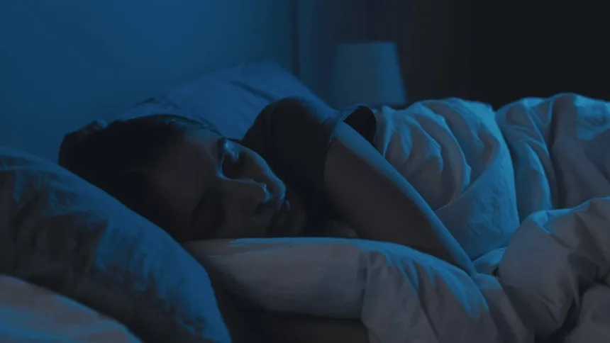 dormir-sem-roupa-melhora-qualidade-do-sono,-diz-especialista-de-pesquisa