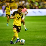 barcelona-e-psg-disputam-contratacao-de-samuele-inacio-do-borussia-dortmund