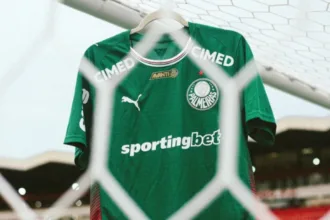 palmeiras-aceita-contrato-da-libra-com-globo-mas-critica-repasse-milionario-ao-flamengo