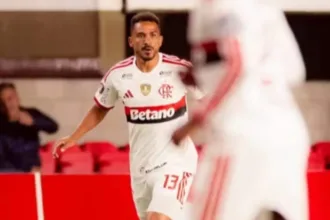 danilo-foca-na-copa-e-adia-decisao-sobre-renovacao-com-o-flamengo-ou-aposentadoria