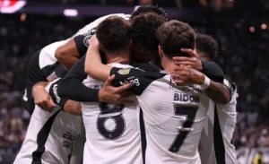 corinthians-de-fernando-diniz-vence-o-penarol-e-encaminha-vaga-nas-oitavas-da-libertadores