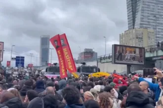 turquia-prende-mais-de-370-manifestantes-no-dia-do-trabalho-em-istambul