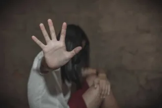 justica-do-parana-revoga-soltura-de-suspeito-por-estupro-de-menina-de-12-anos-apos-denuncia-do-mp;-familia-descobriu-atraves-da-inteligencia-artificial