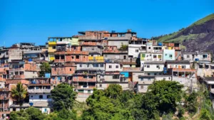 brasileiros-acima-de-50-anos-nas-periferias-vivem-mais-e-sustentam-economias-locais-com-trabalho-prolongado