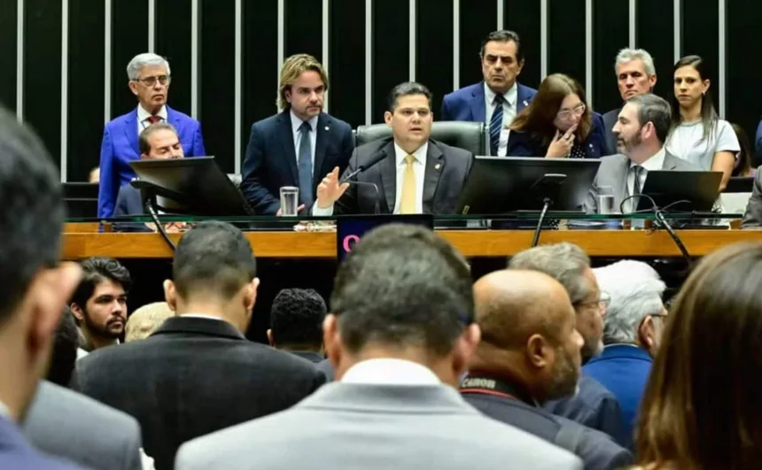 deputados-derrubam-veto-presidencial-sobre-pl-da-dosimetria-em-brasilia;-reducao-de-pena-do-ex-presidente-jair-bolsonaro