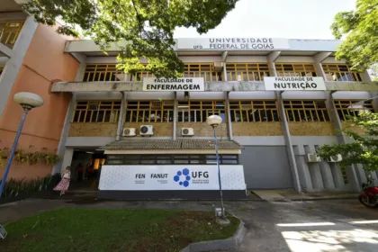 professor-da-enfermagem-da-ufg-e-afastado-apos-denuncias-de-assedio;-veja-o-que-diz-a-instituicao