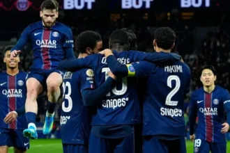 psg-x-lorient:-onde-assistir-ao-vivo,-escalacoes-e-detalhes-da-partida-em-paris