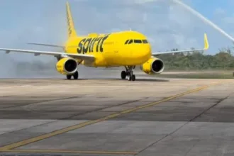 spirit-airlines-se-prepara-para-encerrar-operacoes-apos-fracasso-de-socorro-do-governo-trump