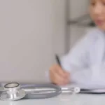 medica-japonesa-na-suecia-analisa-mudancas-na-lingua-apos-duas-decadas-no-exterior