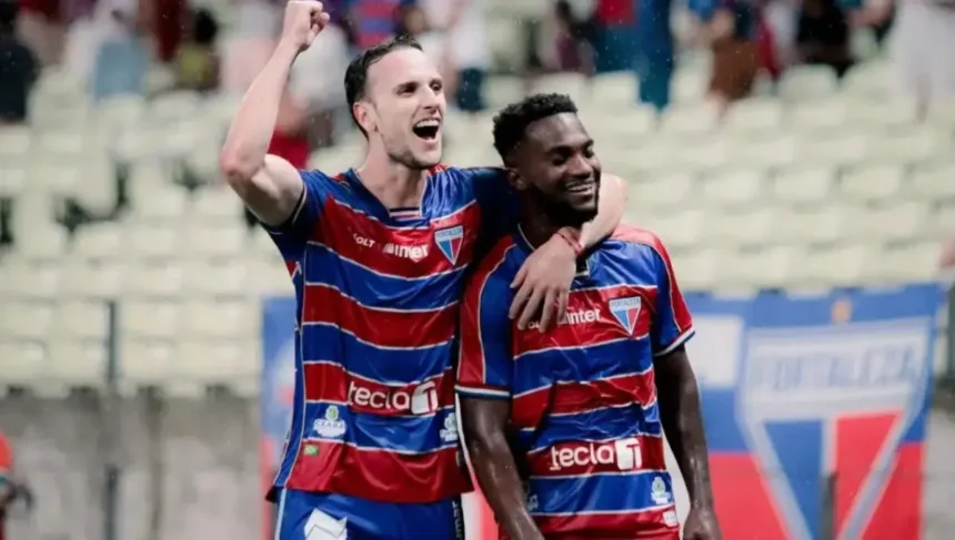 goias-e-goleado-pelo-fortaleza,-chega-a-quarta-derrota-seguida-na-serie-b-e-entra-no-z-4