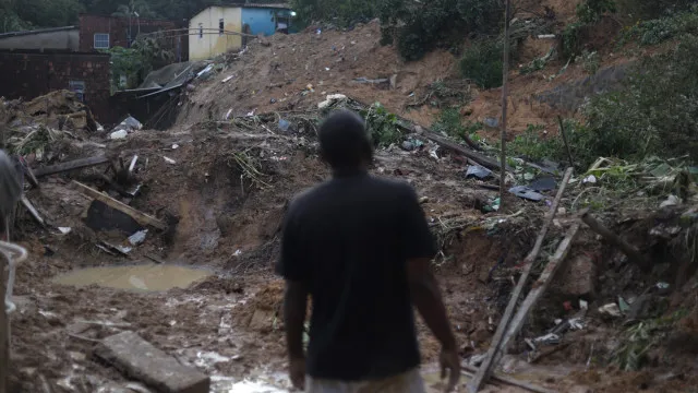 sobe-para-6-o-numero-de-mortos-nas-chuvas-em-pernambuco;-mais-de-2.600-estao-fora-de-casa