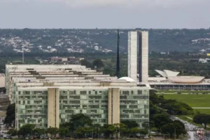 crise-dos-correios-leva-ldo-2027-a-prever-mais-verba-para-estatais