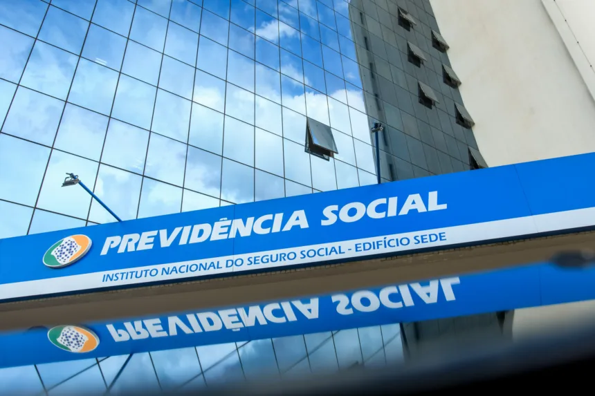 inss-e-alvo-de-4,4-milhoes-de-processos-na-justica-por-beneficios