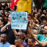 ministro-diz-que-fim-da-escala-6×1-pode-impulsionar-economia,-em-vez-de-retarda-la