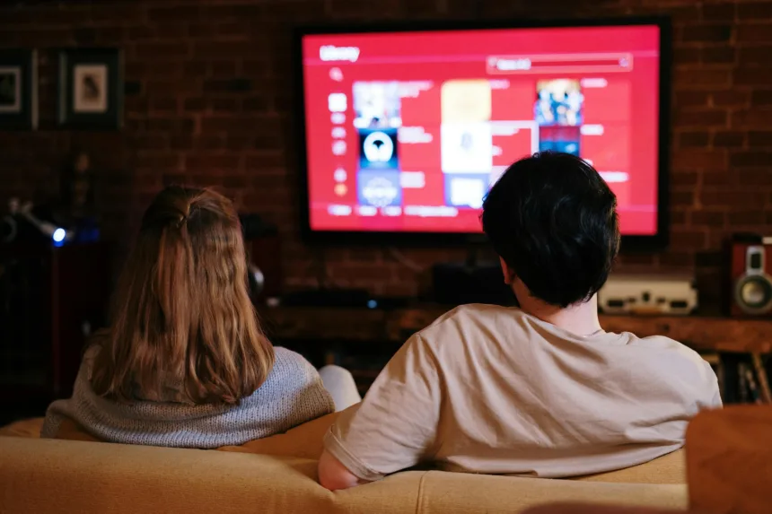 copa-do-mundo:-entenda-a-‘sopa-de-letrinhas’-na-hora-de-escolher-a-tv-para-assistir-aos-jogos