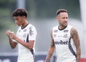 robinho-jr.-notifica-santos-apos-confusao-com-neymar-e-cobra-providencias-do-clube