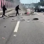 rj:-operacao-na-mare-deixa-morto,-bloqueia-vias-e-fecha-mais-de-40-escolas-–-cnn-brasil